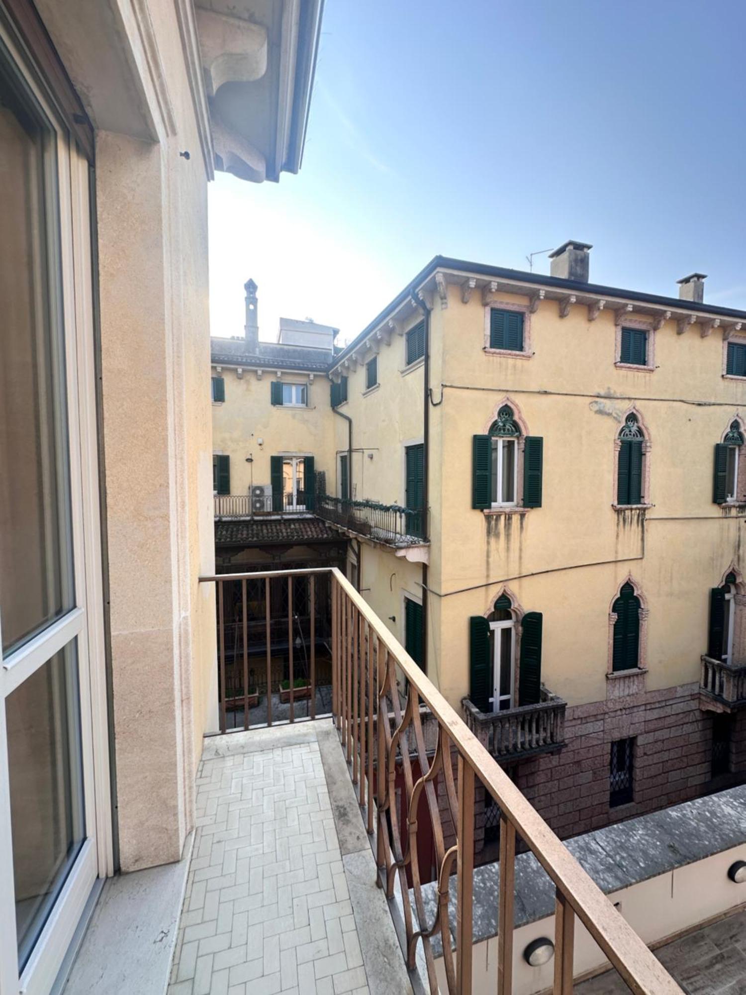 Catullo 12 Hotel Verona Kültér fotó